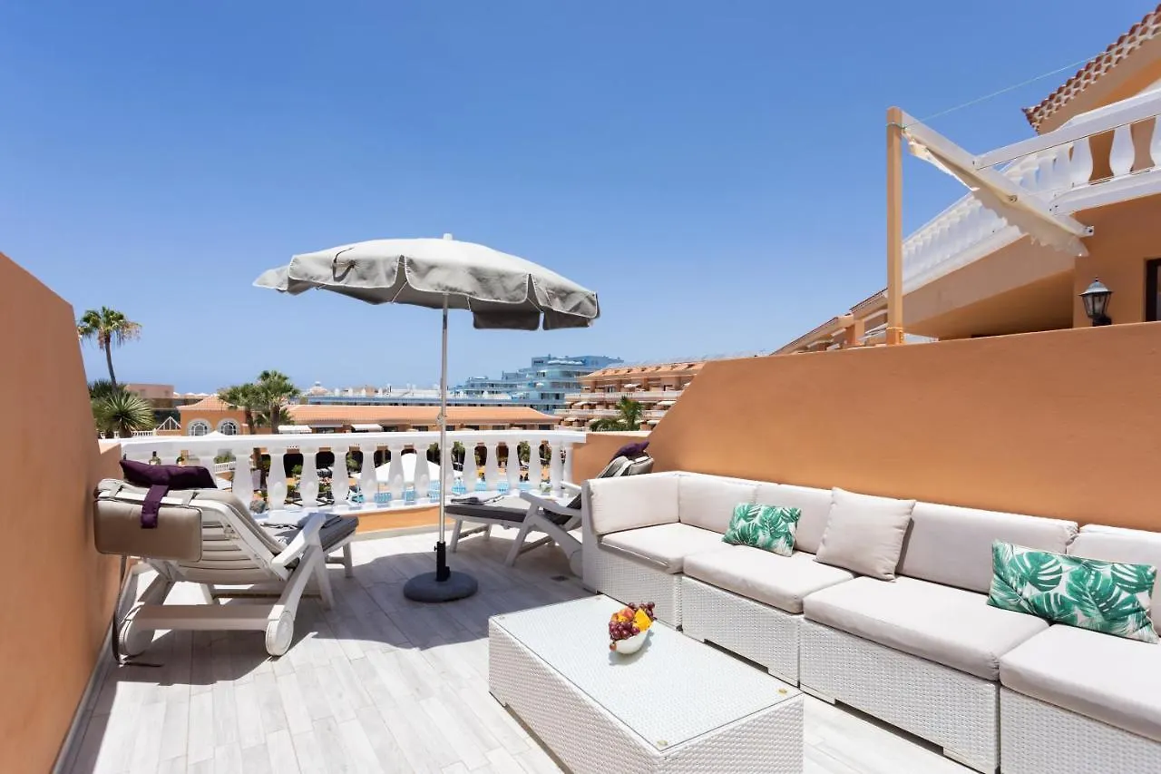 Exclusive Attic Las Vistas 3 With Breathtaking Sea View, Only 100 M To The Sea, Heated Pool, Aircon, Wifi Arona  Apartamento Arona (Tenerife)